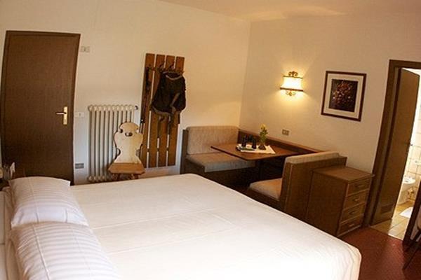 Sporthotel Enrosadira Campitello di Fassa Zewnętrze zdjęcie